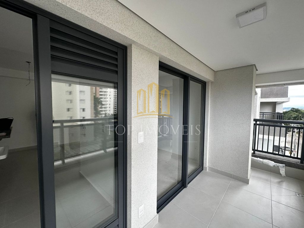 Apartamento de 2 quartos sendo 1 suíte no espetacular quadri