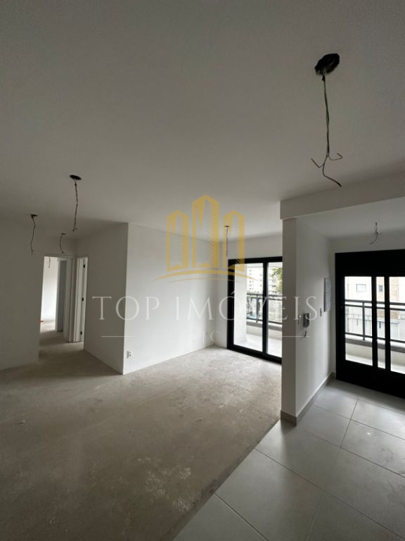 Apartamento de 2 quartos sendo 1 suíte no espetacular quadri