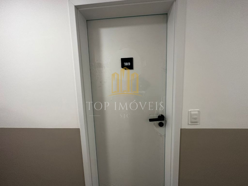 Apartamento de 2 quartos sendo 1 suíte no espetacular quadri
