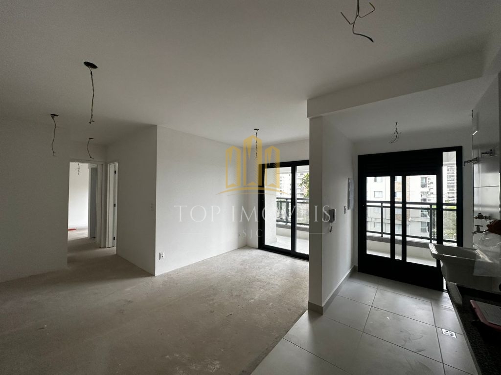 Apartamento de 2 quartos sendo 1 suíte no espetacular quadri