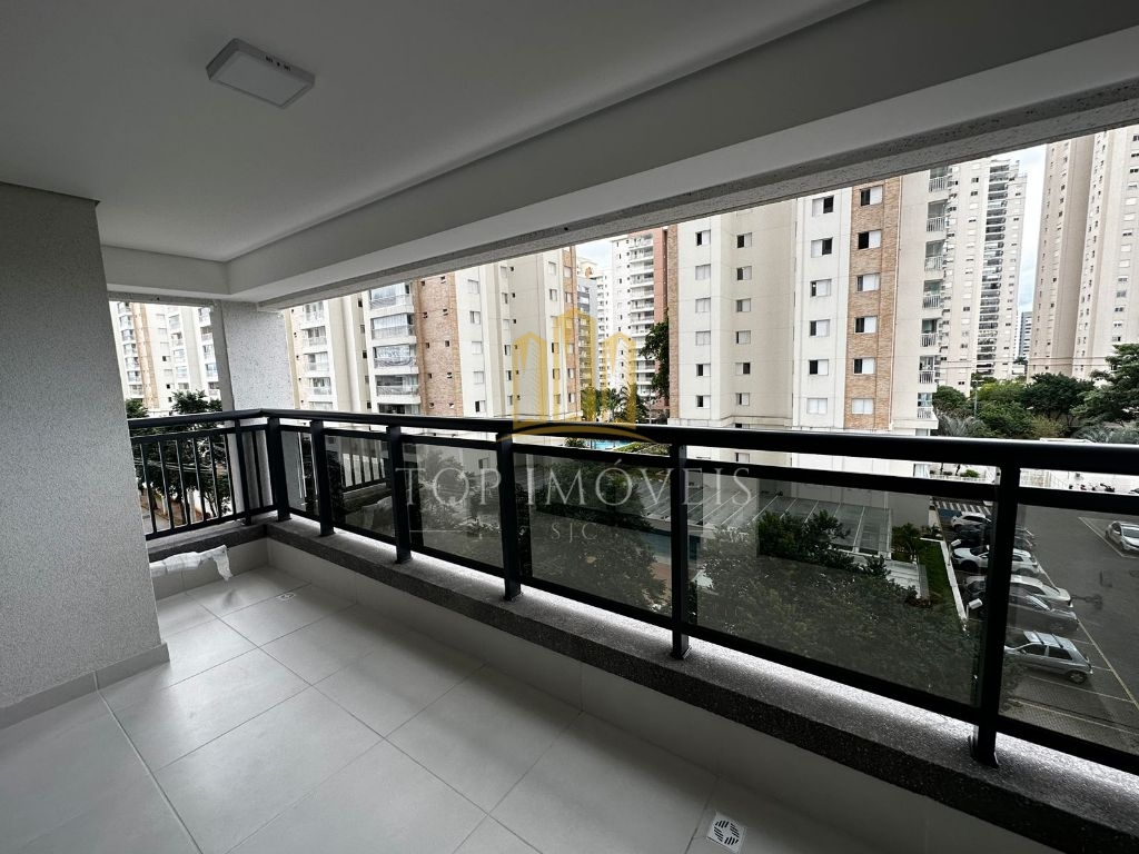 Apartamento de 2 quartos sendo 1 suíte no espetacular quadri