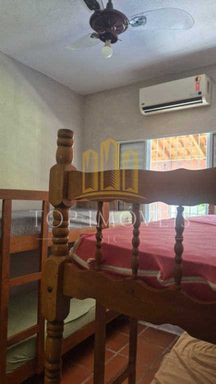 Casa à venda com 2 quartos e 1suíte em Caraguatatuba Bairro Massaguaçu - Documentação OK