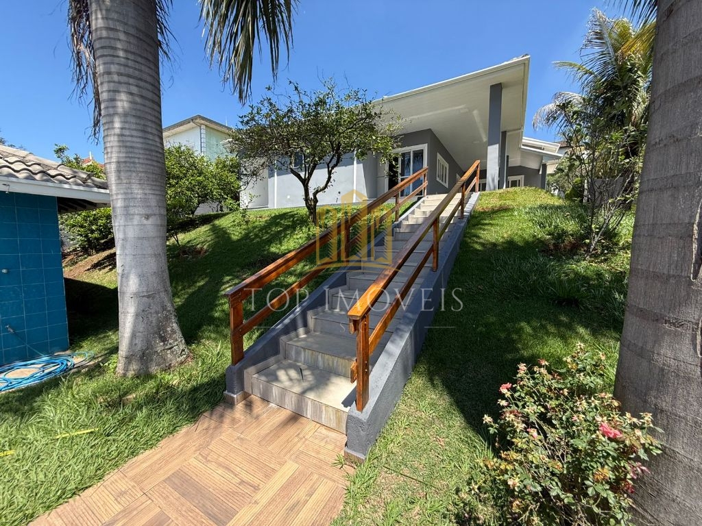 Excelente Oportunidade - Casa em Condomínio - Condomínio Residencial Mirante do Vale - Jacareí - 3 Dormitórios - 300m².