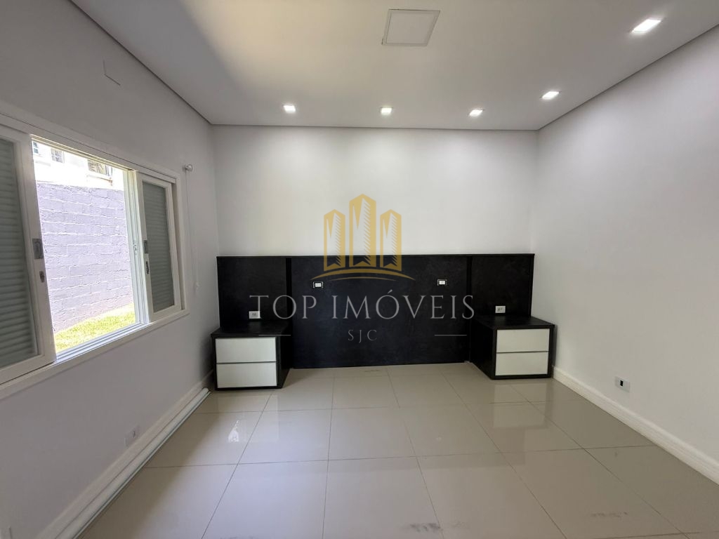 Excelente Oportunidade - Casa em Condomínio - Condomínio Residencial Mirante do Vale - Jacareí - 3 Dormitórios - 300m².