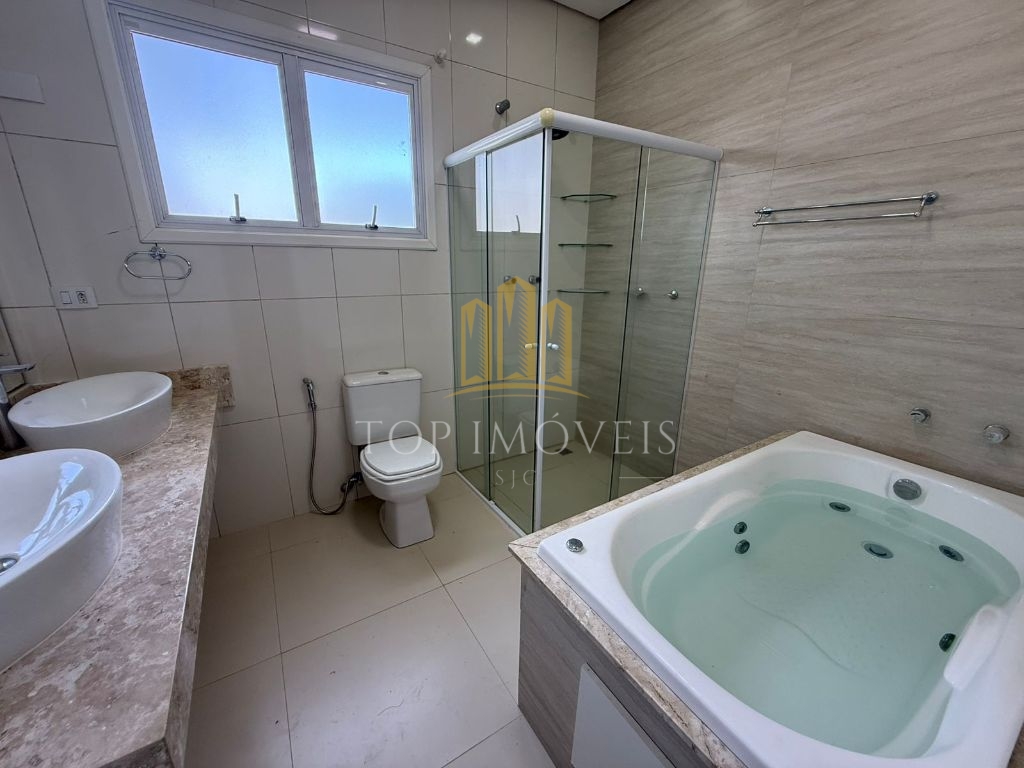 Excelente Oportunidade - Casa em Condomínio - Condomínio Residencial Mirante do Vale - Jacareí - 3 Dormitórios - 300m².