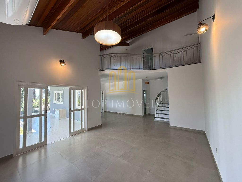 Excelente Oportunidade - Casa em Condomínio - Condomínio Residencial Mirante do Vale - Jacareí - 3 Dormitórios - 300m².