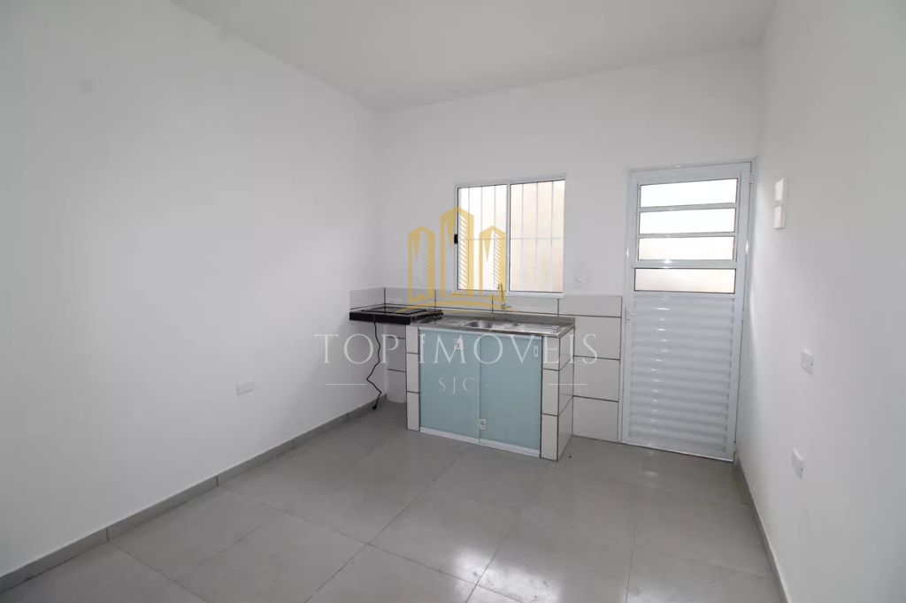 Kitnet para alugar com 28m², 1 quarto sem vaga de garagem.