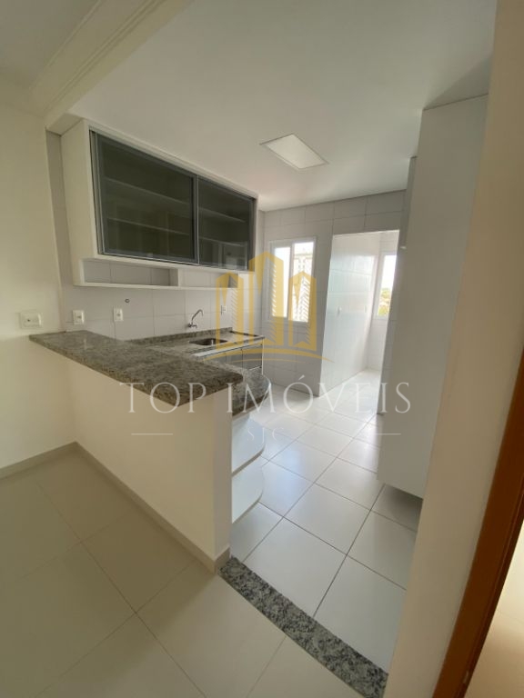 Excelente apartamento de 2 quartos sendo 1 suíte no Monte Zurich - Parque Industrial