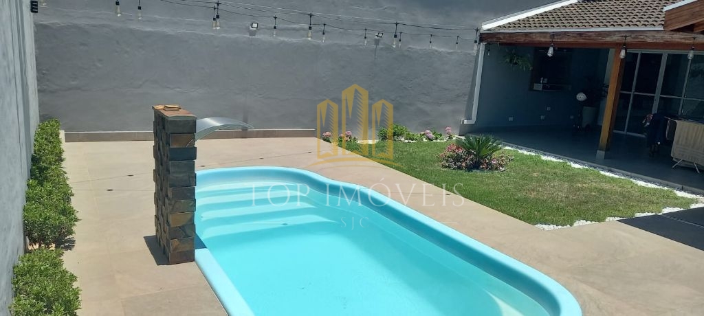 Linda e aconchegante casa para venda no villa branca em cond