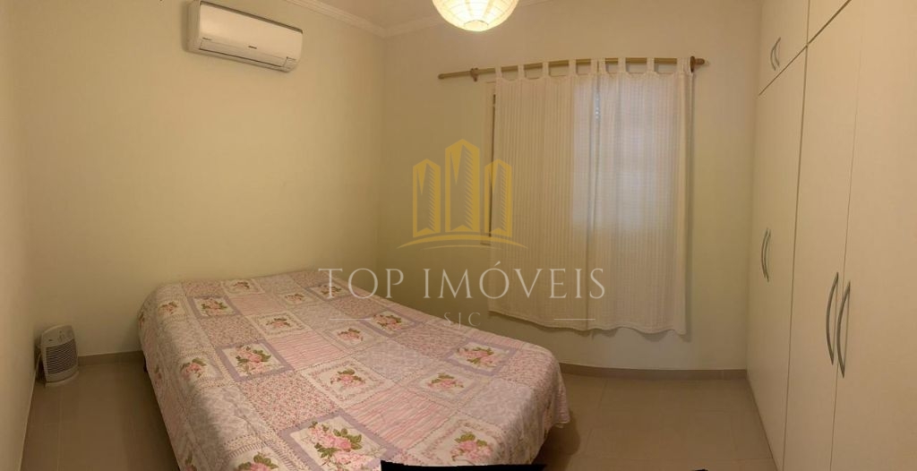 Excelente casa de 3 quartos no Condominio Italia Boulevard - Jardim Santa Maria - Jacareí