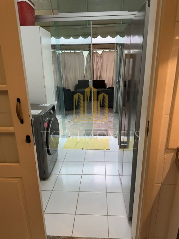 Excelente casa de 3 quartos no Condominio Italia Boulevard - Jardim Santa Maria - Jacareí