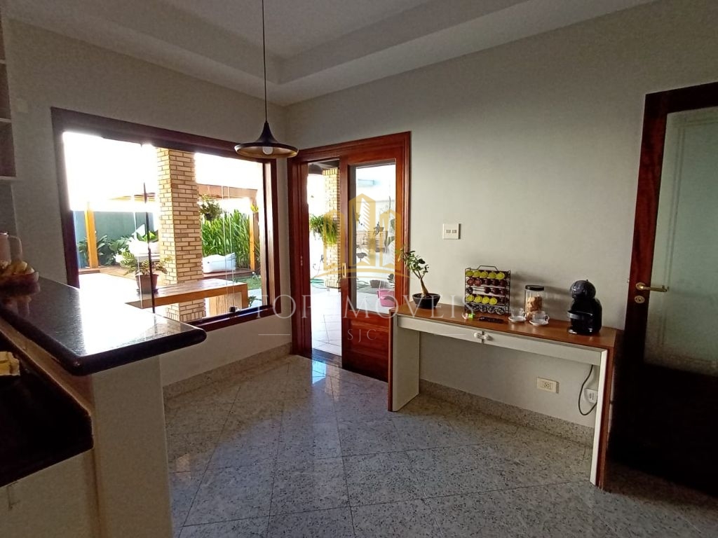 Sobrado Condomínio - Parque Residencial Aquarius - Condomínio Sunset Park - 4 Suítes