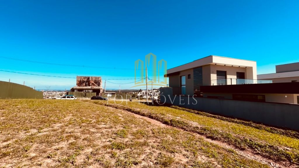 Excelente terreno com leve aclive no Terras Alpha - São José dos Campos.