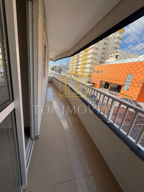 Oportunidade - 3 quartos sendo 1 suíte - sacada - 2 vagas de