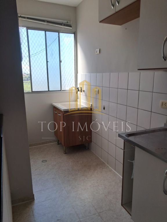 Apartamento de 2 quartos no monte castelo