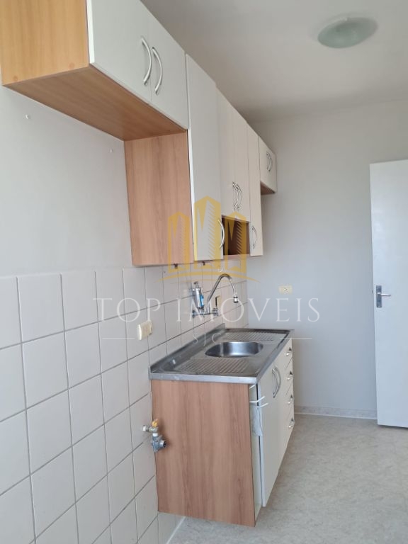 Apartamento de 2 quartos no monte castelo