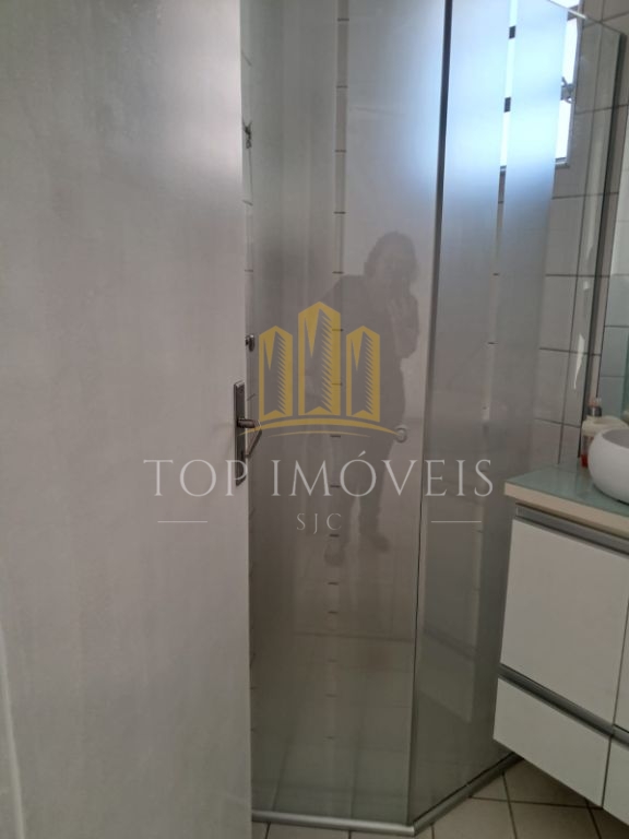 Apartamento de 2 quartos no monte castelo