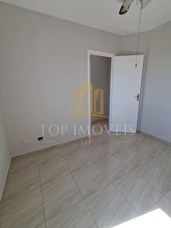 Apartamento de 2 quartos no monte castelo