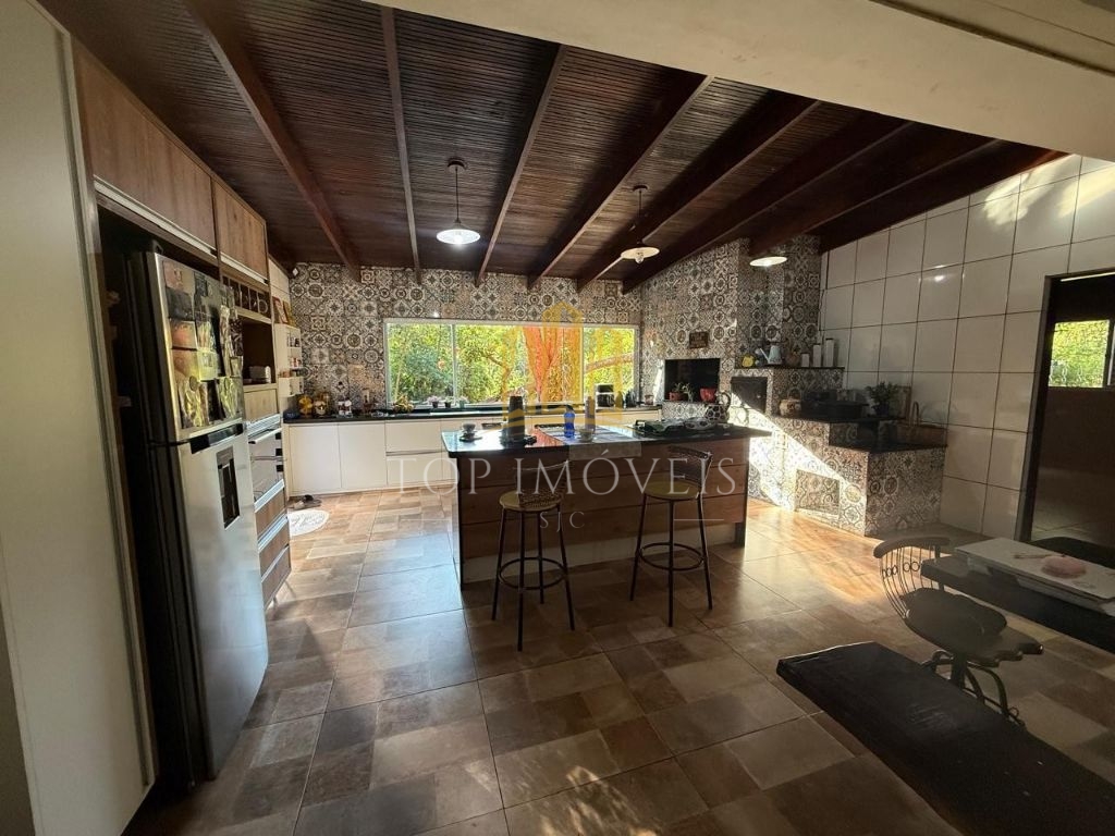 Chácara Exclusiva com Vista Panorâmica para o Rio 3 Quartos 1 Suíte Piscina Deck Caçapava/SP