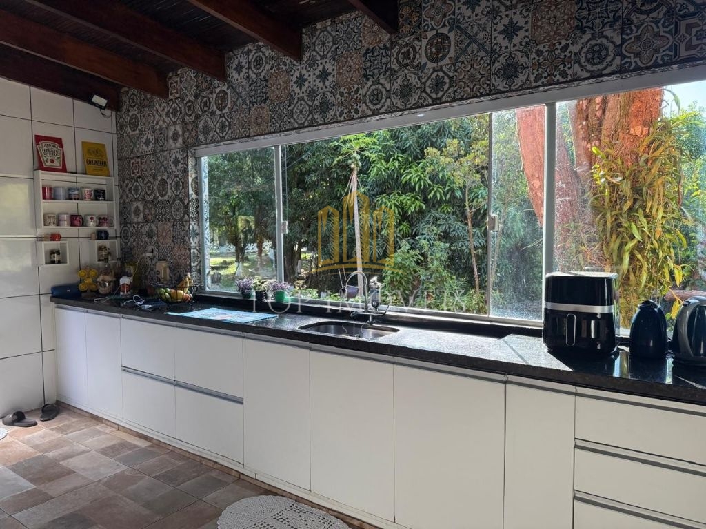 Chácara Exclusiva com Vista Panorâmica para o Rio 3 Quartos 1 Suíte Piscina Deck Caçapava/SP