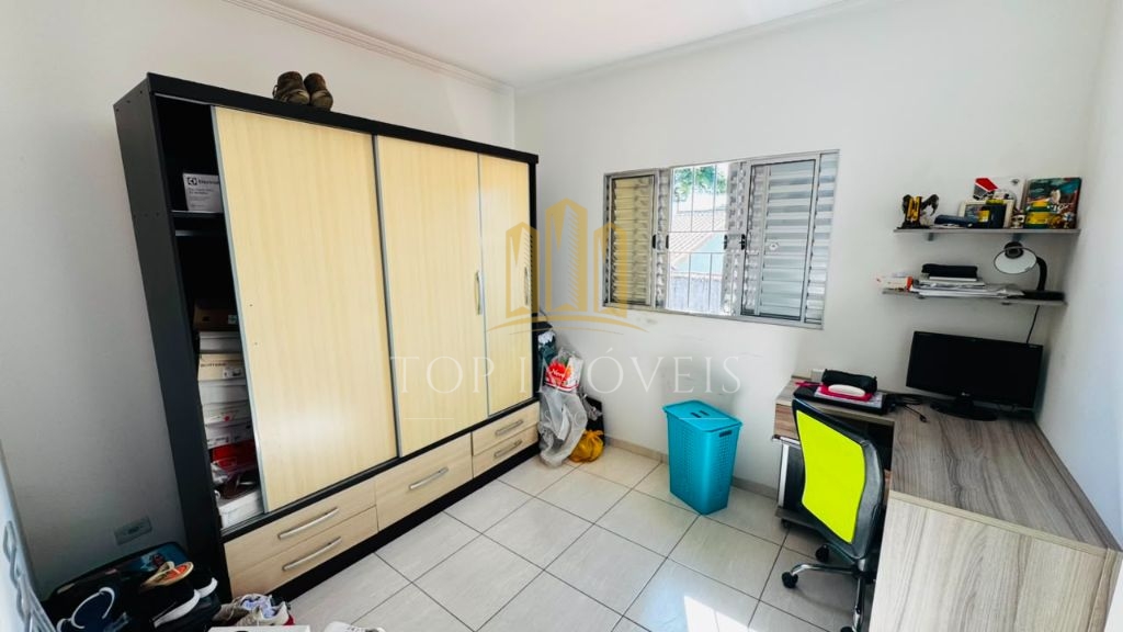 Sobrado com 3 Quartos, Suíte, Churrasqueira e 2 Vagas à Venda no Jardim Satélite São José dos Campos
