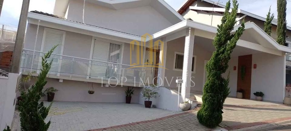 Casa à Venda no Residencial Mantiqueira 152 m² Piscina 3 Dormitórios Condomínio de Alto Padrão