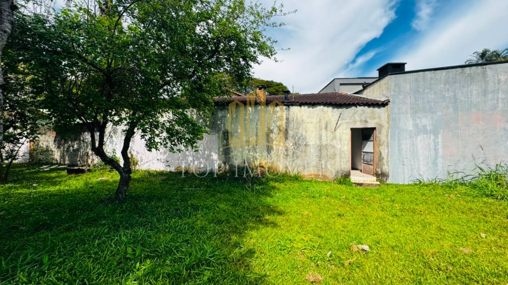 Casa à Venda no Jardim Esplanada 3 quartos e edícula - com acesso exclusivo para a área verde