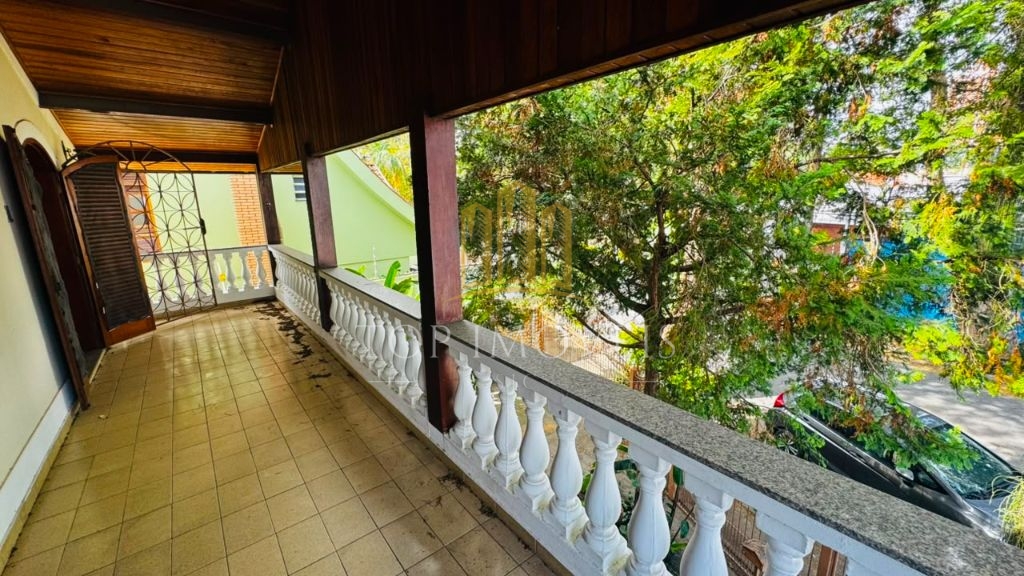 Casa à Venda no Jardim Esplanada 3 quartos e edícula - com acesso exclusivo para a área verde