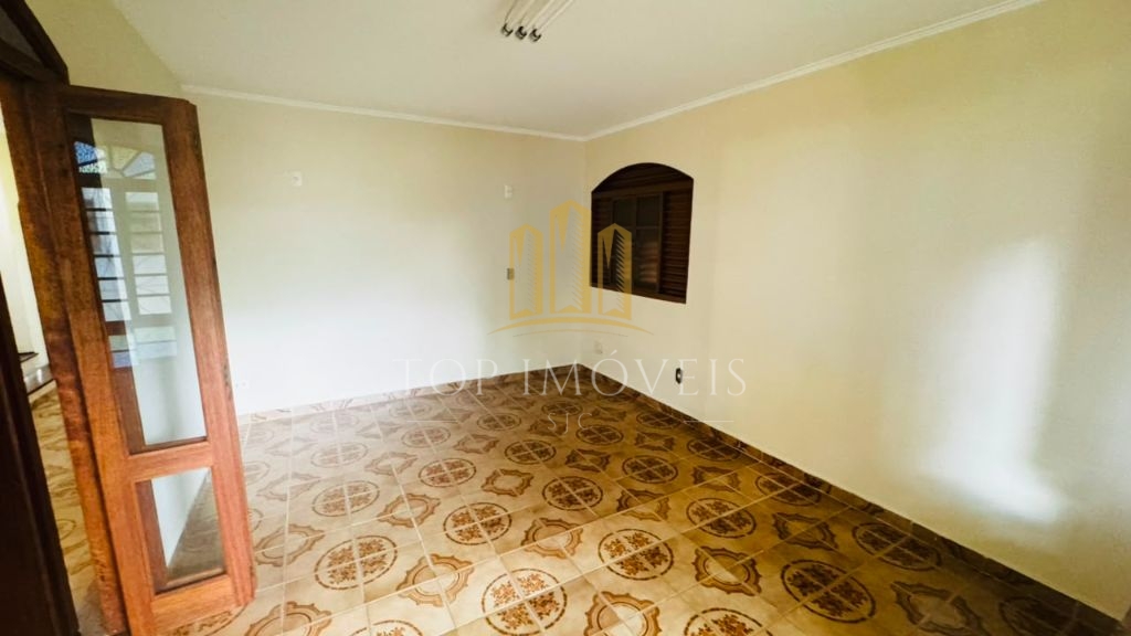 Casa à Venda no Jardim Esplanada 3 quartos e edícula - com acesso exclusivo para a área verde