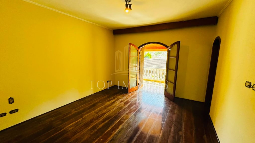 Casa à Venda no Jardim Esplanada 3 quartos e edícula - com acesso exclusivo para a área verde