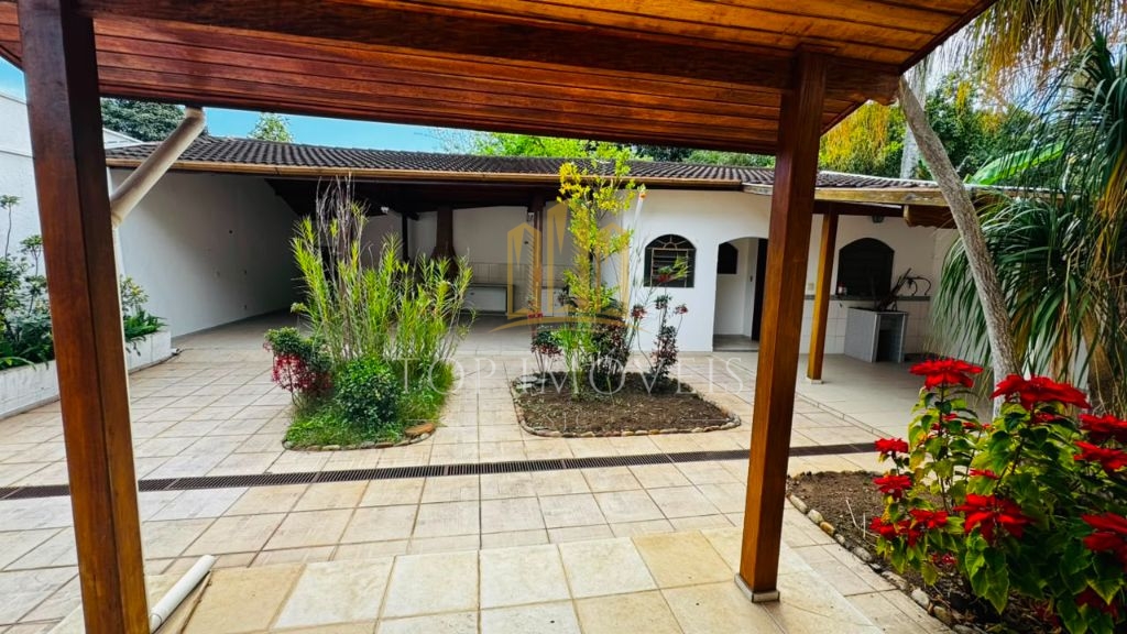 Casa à Venda no Jardim Esplanada 3 quartos e edícula - com acesso exclusivo para a área verde
