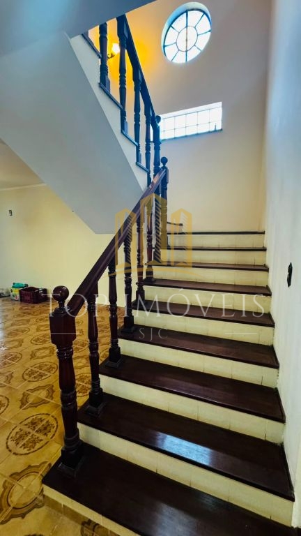 Casa à Venda no Jardim Esplanada 3 quartos e edícula - com acesso exclusivo para a área verde