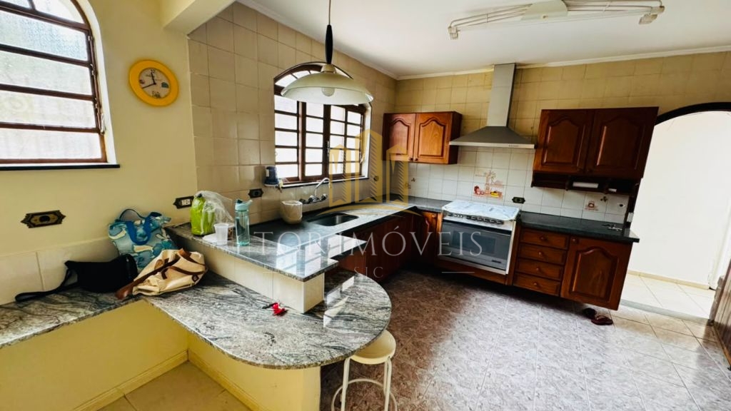 Casa à Venda no Jardim Esplanada 3 quartos e edícula - com acesso exclusivo para a área verde
