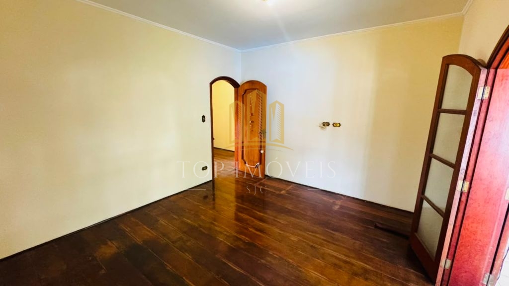 Casa à Venda no Jardim Esplanada 3 quartos e edícula - com acesso exclusivo para a área verde