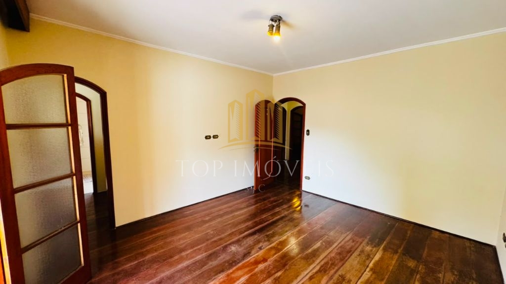 Casa à Venda no Jardim Esplanada 3 quartos e edícula - com acesso exclusivo para a área verde