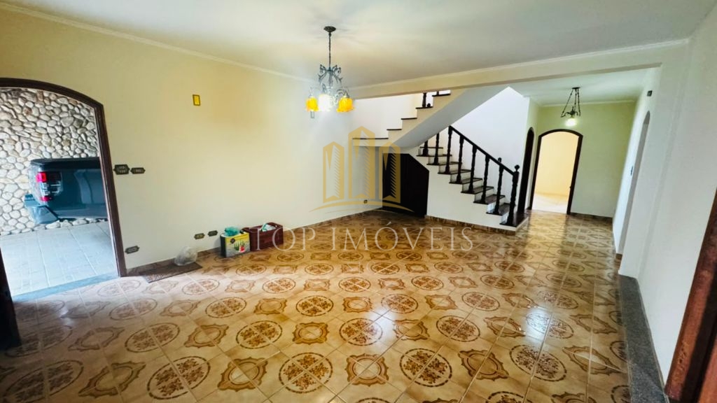 Casa à Venda no Jardim Esplanada 3 quartos e edícula - com acesso exclusivo para a área verde