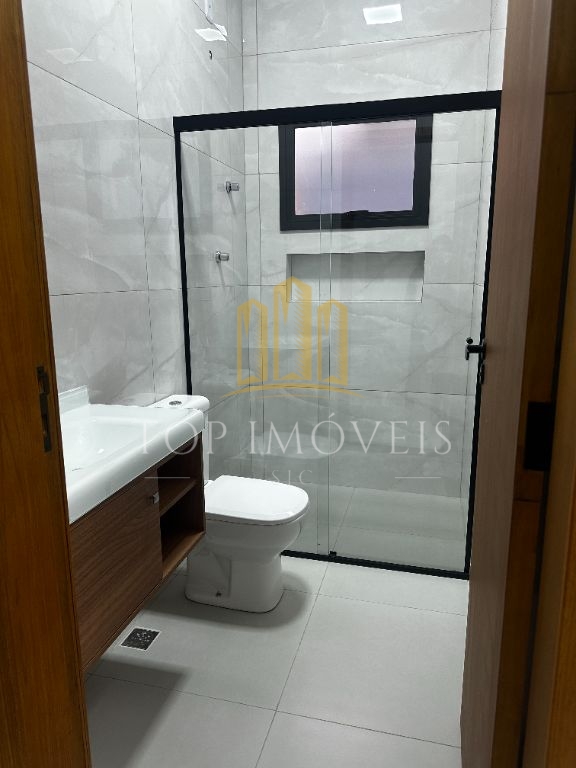 Excelente casa 3 Dormitórios, Residencial Amor - Caçapava à venda