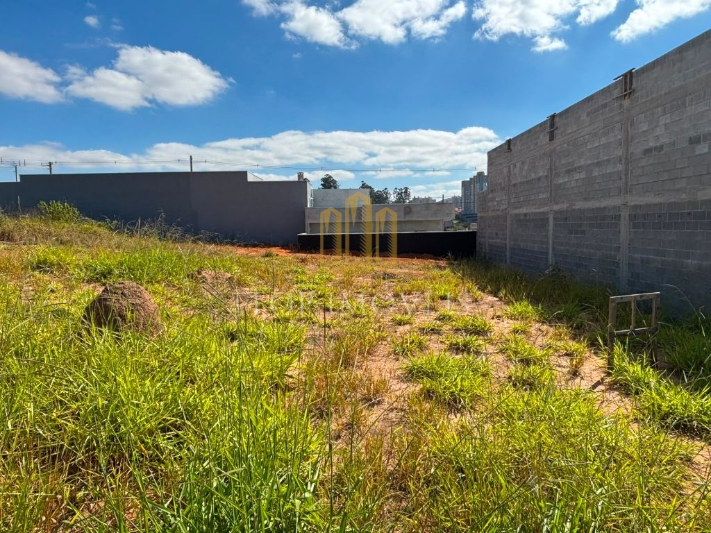 Terreno Comercial 250m² (10x25) na Avenida Principal Portal dos Pássaros - SJC