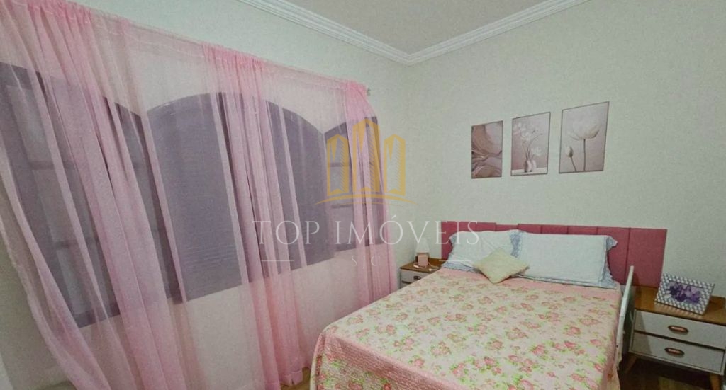 Casa térrea no Jardim Portugal, São José dos Campos - Próxima ao SESI.