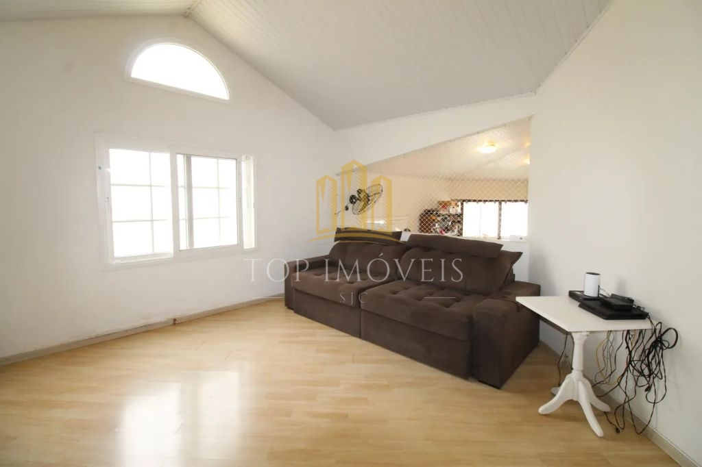 Casa de 405m²- 4 Dormitórios sendo 3 Suítes - Altos da serra II - Urbanova