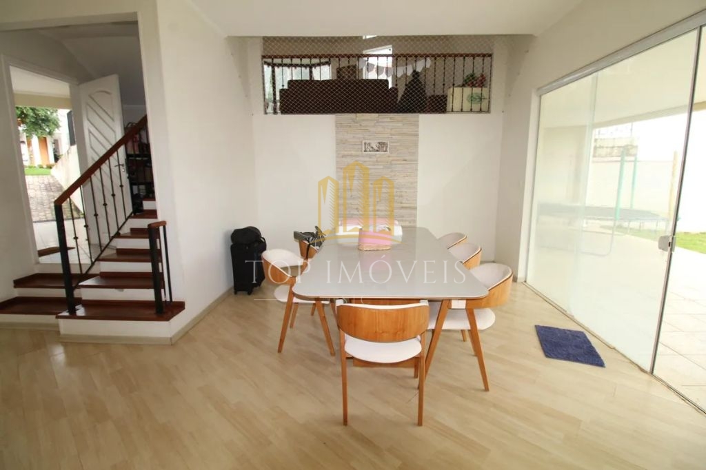 Casa de 405m²- 4 Dormitórios sendo 3 Suítes - Altos da serra II - Urbanova
