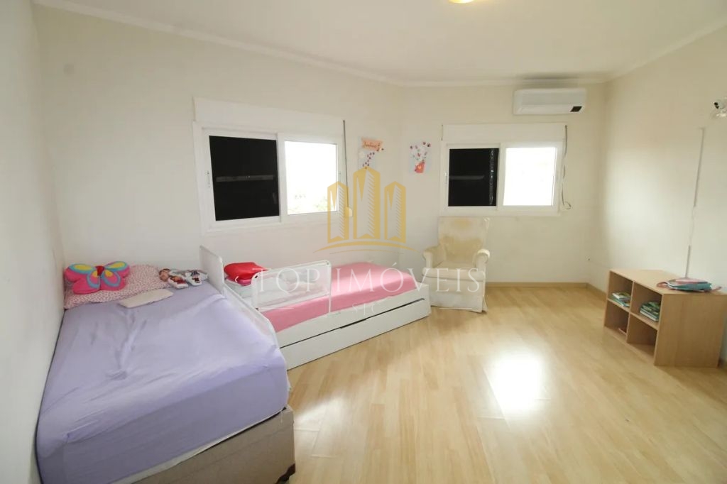 Casa de 405m²- 4 Dormitórios sendo 3 Suítes - Altos da serra II - Urbanova