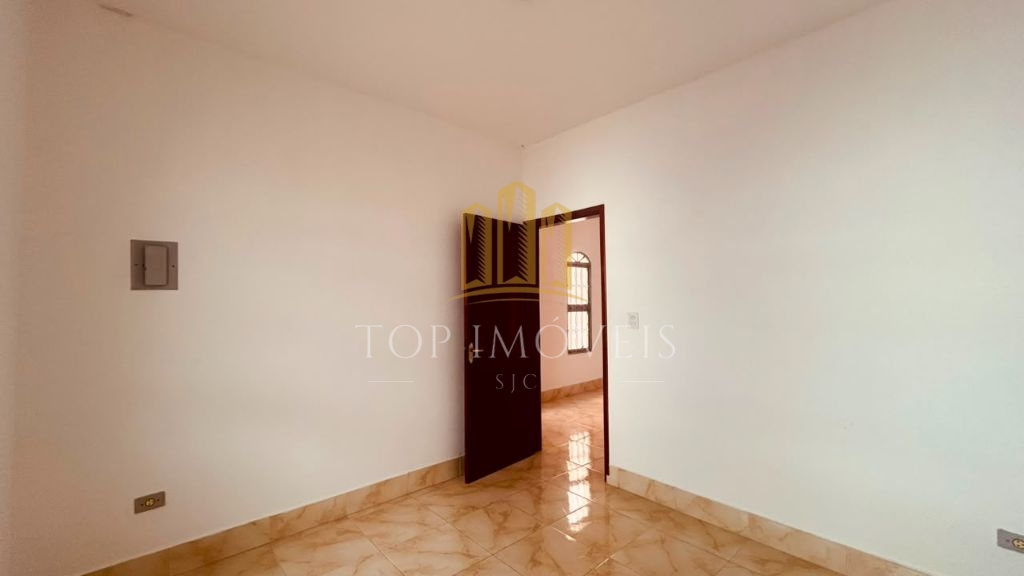 Excelente casa térrea no Bairro Jardim Estoril - Ao lado do SESI São José dos Campos