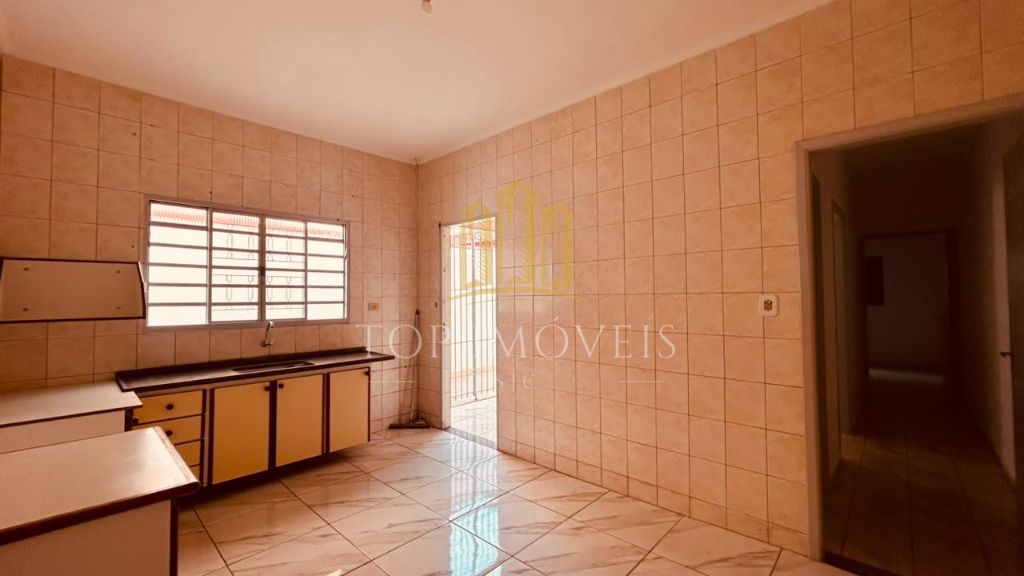 Excelente casa térrea no Bairro Jardim Estoril - Ao lado do SESI São José dos Campos