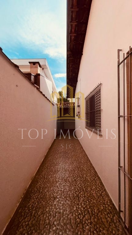 Excelente casa térrea no Bairro Jardim Estoril - Ao lado do SESI São José dos Campos