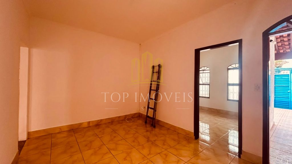 Excelente casa térrea no Bairro Jardim Estoril - Ao lado do SESI São José dos Campos
