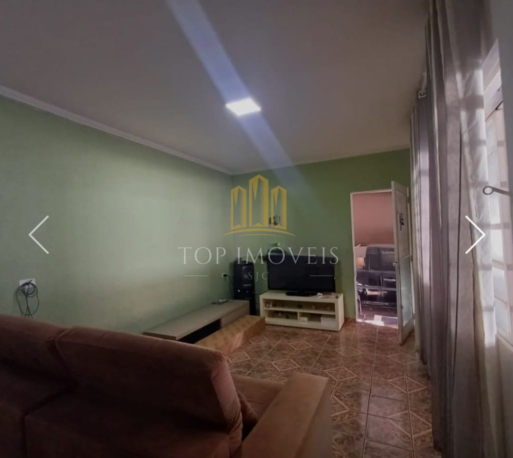 Excelente casa térrea à venda no Bairro Jardim Oriente