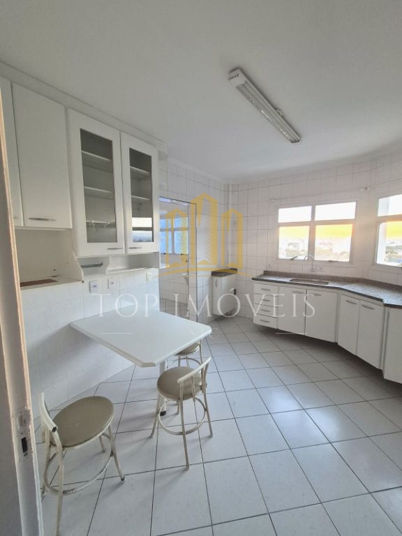 Exclusividade, sofisticação e uma vista que vai te encantar! 3 quartos amplos sendo 1 suite bosque dos eucaliptos
