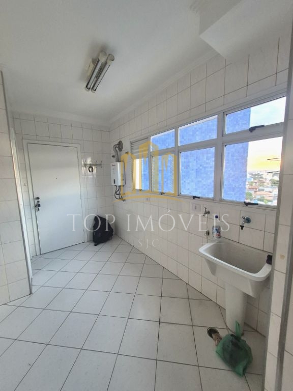 Exclusividade, sofisticação e uma vista que vai te encantar! 3 quartos amplos sendo 1 suite bosque dos eucaliptos