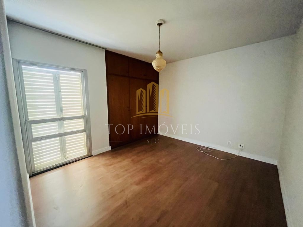 Apartamento com 4 Quartos para LOCAÇÃO, 228m² - Centro